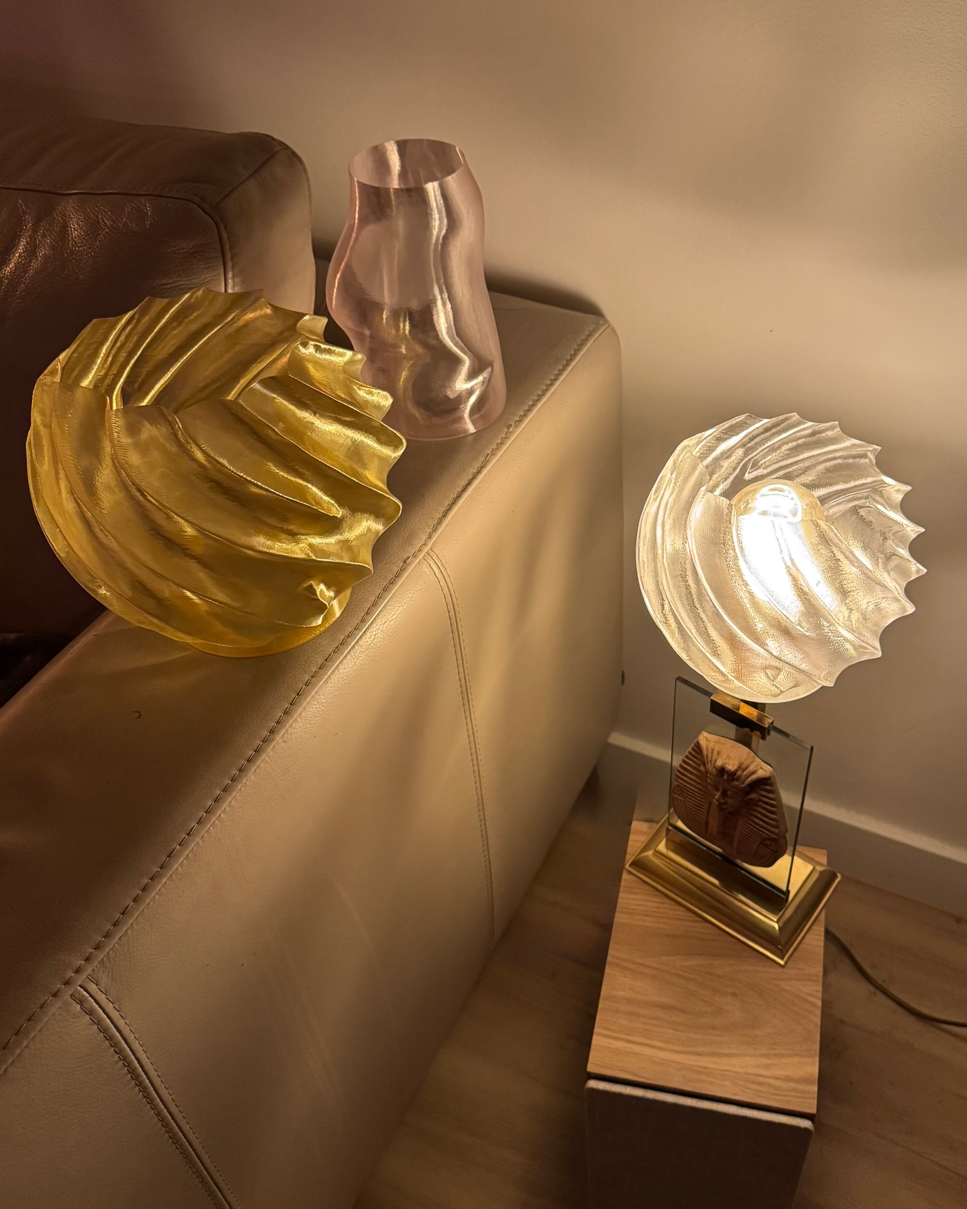 SHADE001 - Modern Spiral